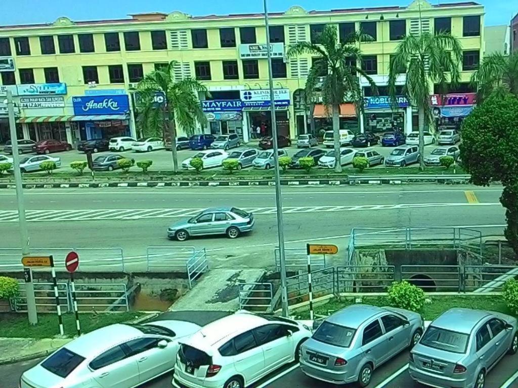 Tropicana Boutique Hotel Muar Eksteriør billede