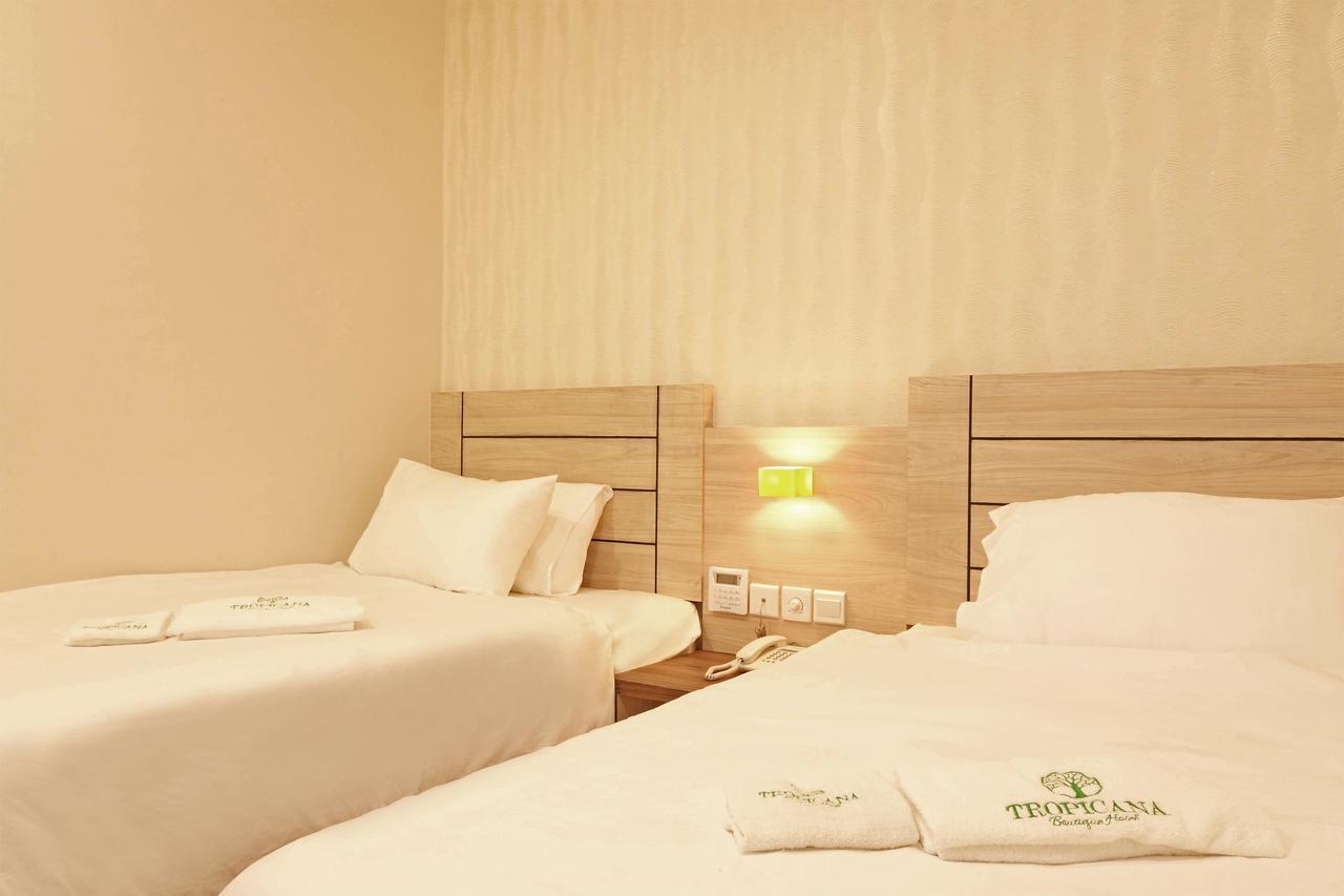 Tropicana Boutique Hotel Muar Eksteriør billede