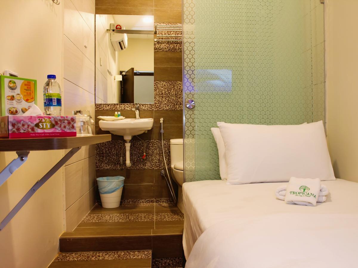 Tropicana Boutique Hotel Muar Eksteriør billede